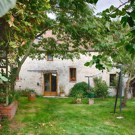 La Ferme Des Nonains Lägenhet Montjavoult Exteriör bild